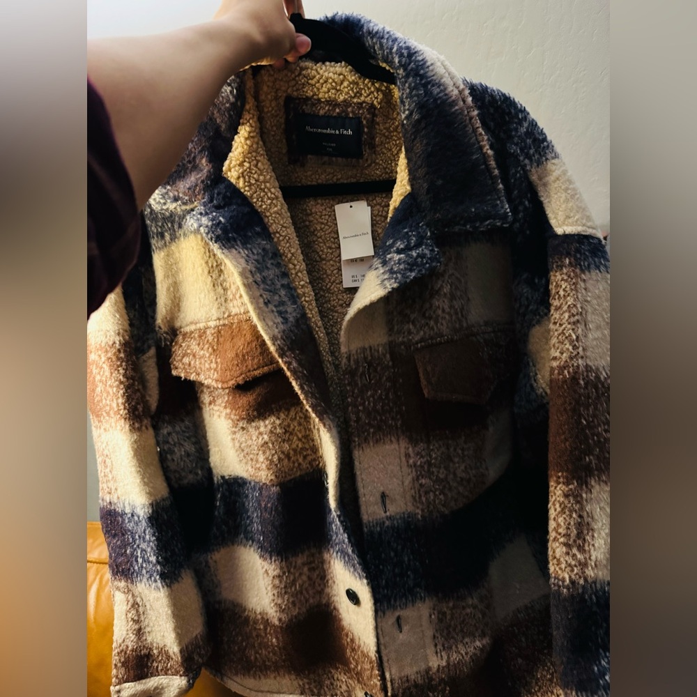 Abercrombie & Fitch Sherpa-Lined Plaid Jacket